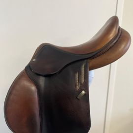 Selle obstacle Devoucoux Oméga 17 pouces (2013)