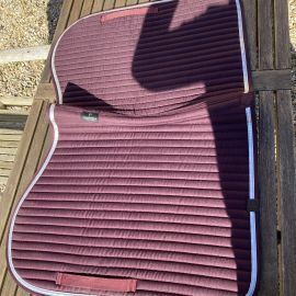 Tapis de selle Equithème prune bord argent