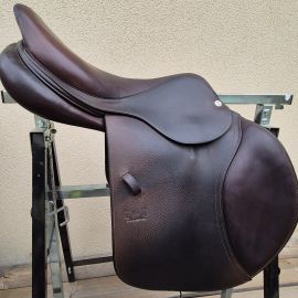 Selle obstacle CWD SE02 17 pouces (2019) Selle obstacle CWD SE02 17 pouces (2019)