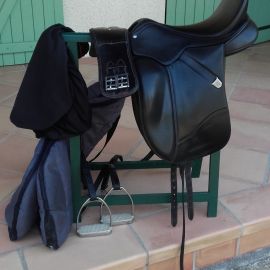 Selle dressage Bates Isabell Werth 17 pouces