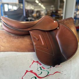 Selle obstacle Prestige Renaissance 18 pouces (2023)