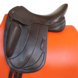 Selle dressage Albion Fabrento (2021)