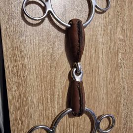 Mors Pessoa 3 anneaux cuir 125 cm