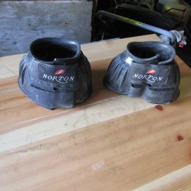Cloches Norton caoutchouc