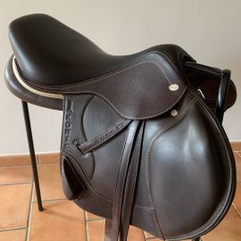 Selle Ikonic évolution cross 17,5 pouces (2023)