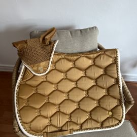 Ensemble Tapis + Bonnet Ps of Sweden signature jaune (cheval) neuf