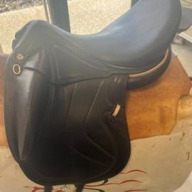 Selle dressage CWD SE37 18.5 pouces (2023)