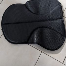 Amortisseur équitation à mémoire de forme