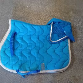 Ensemble tapis et bonnet HKM