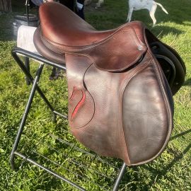 Selle obstacle Antarès Connexion 17 pouces (2019)
