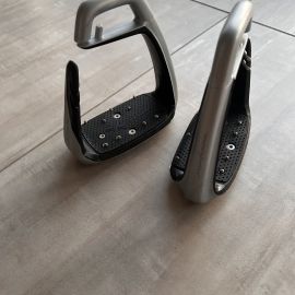 Étriers Freejump soft up Classic pearl noir (neuf)