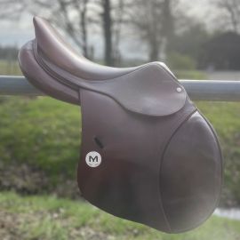Selle obstacle Meyer 17 pouces (2020)