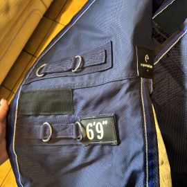 Couverture Equitheme bleu 155 cm