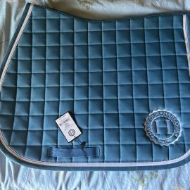 Tapis de selle Harcour bleu (neuf)