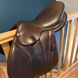 Selle obstacle Butet 17,5 pouces (2021)