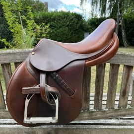 Selle obstacle B.Delgrange 17,5 pouces