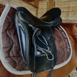 Selle dressage Stubben Maestoso luxe 17,5 pouces (2015)