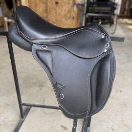 Selle Mixte Sellerie Baude 18 pouces (2024)