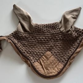 Bonnet marron (cheval)