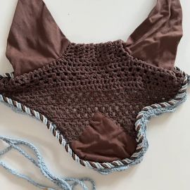Bonnet marron (cheval)