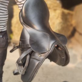 Selle mixte 17,5 pouces