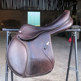 Selle obstacle Equipe synergie 17,5 pouces (2023)